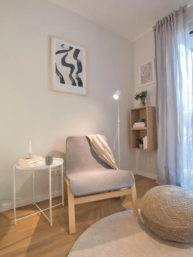 Апартаменты Neues 1-Zimmer-Apartment Im Skandinavischen Design! Zentral In Hamburg!